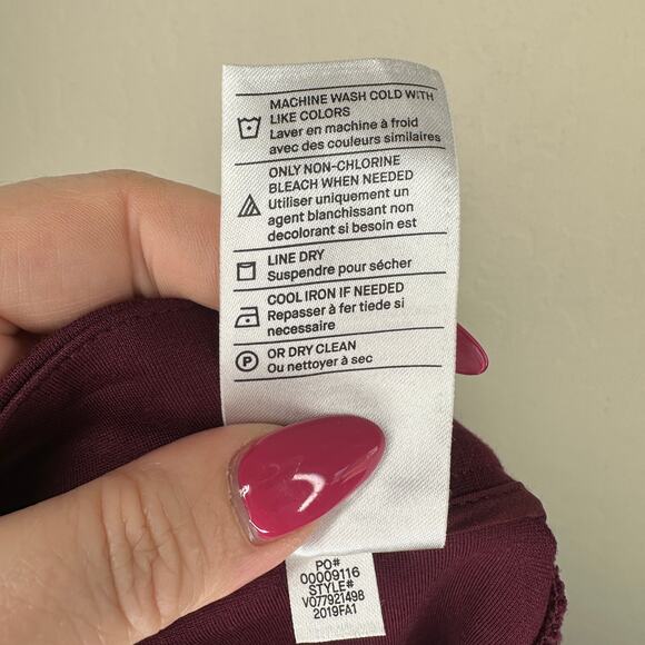 Vince Tapered Stove Pipe Pintuck Seamed Burgundy Ponte Knit Pants Trousers 10 - Picture 13 of 15